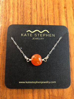 Medium Carnelian Pendant Necklace - Veda Jewelry