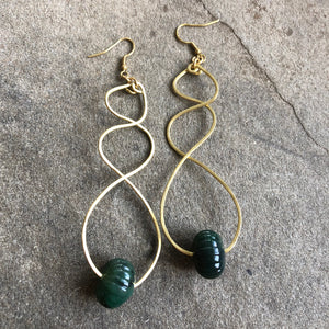KSJ Brass Double Twist Earrings X Vintage Beads [Dark Green]