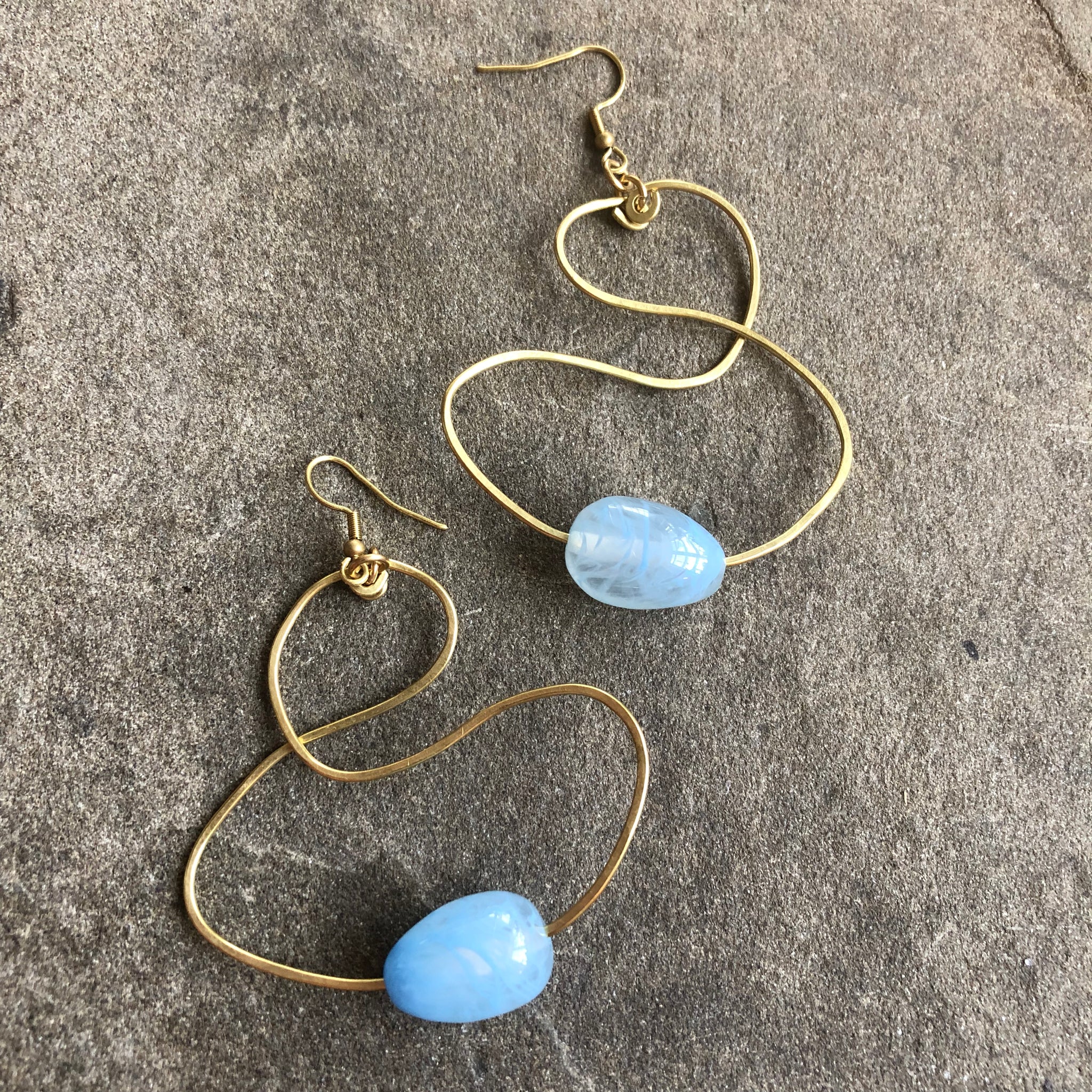 KSJ Brass Freestyle Earrings X Vintage Beads [Sky Blue]